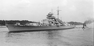 300px-Bundesarchiv_Bild_193-04-1-26%2C_Schlachtschiff_Bismarck.jpg